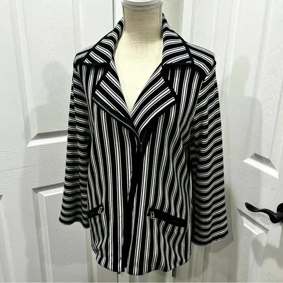 Sharon Young slant zip striped jacket, zip sleeves and zip pockets - Picture 1 of 11